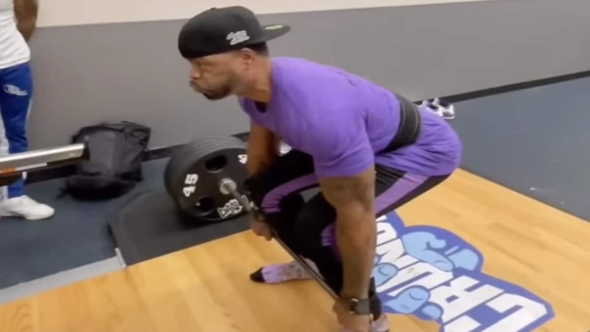rapper-method-man,-showing-the-method-to-his-strength-madness,-deadlifts-500-pounds-at-age-51-–-breaking-muscle