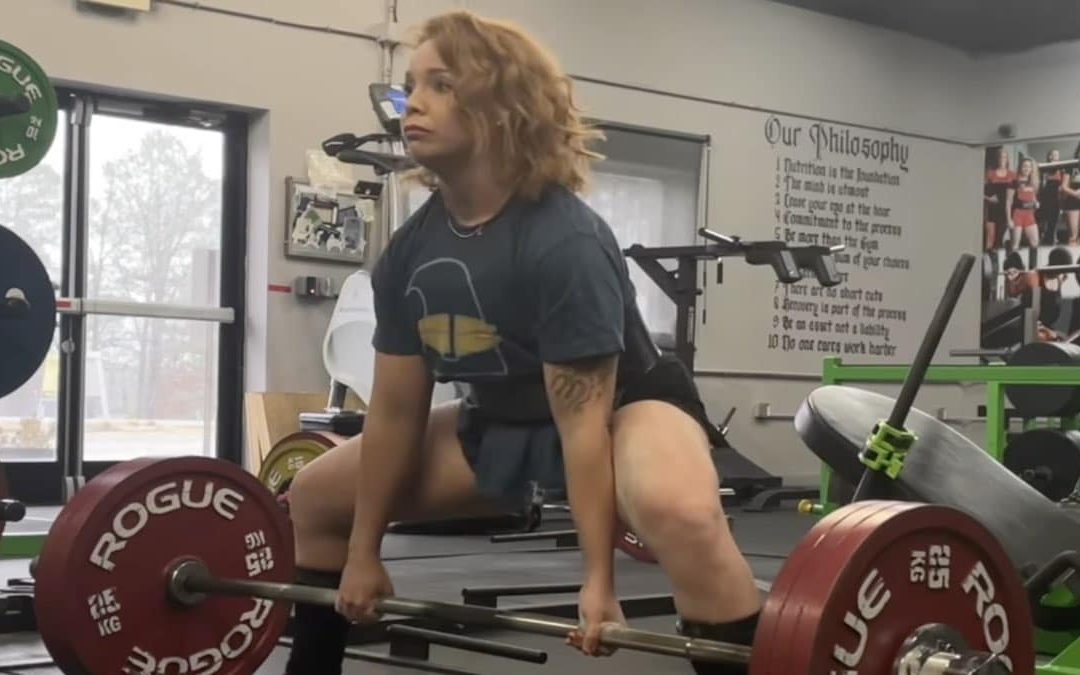 heather-connor-looks-ahead-to-2023-after-a-391.3-pound-six-rep-deadlift-pr-–-breaking-muscle