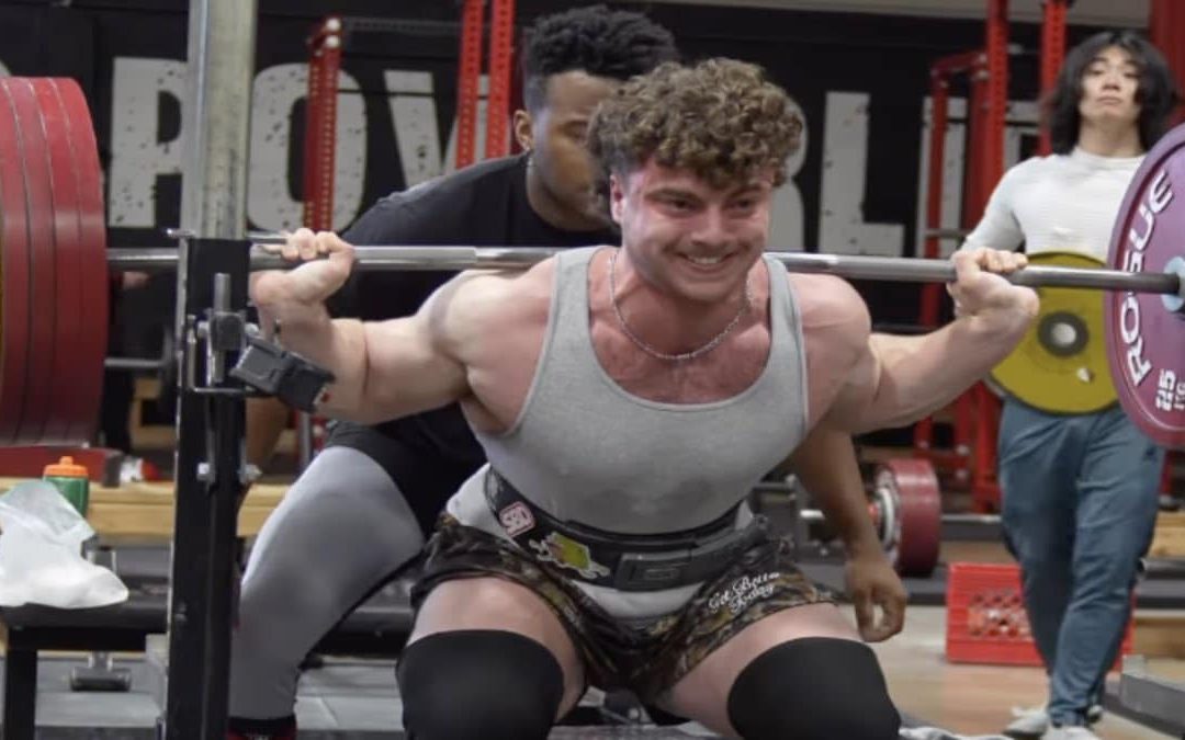watch-powerlifter-jacob-green-squat-254.9-kilograms-(562-pounds)-for-an-all-time-pr-–-breaking-muscle