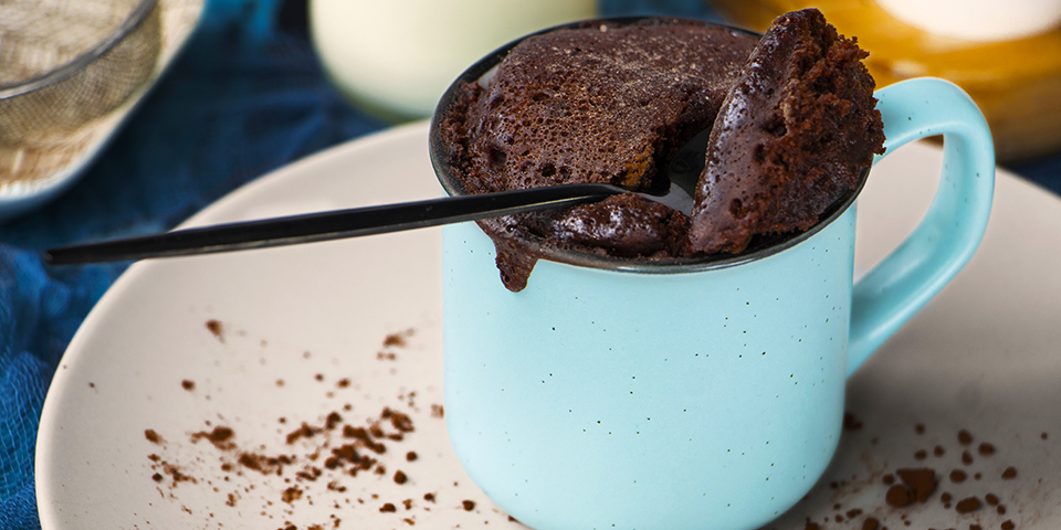 chocolate-shakeology-mug-cake