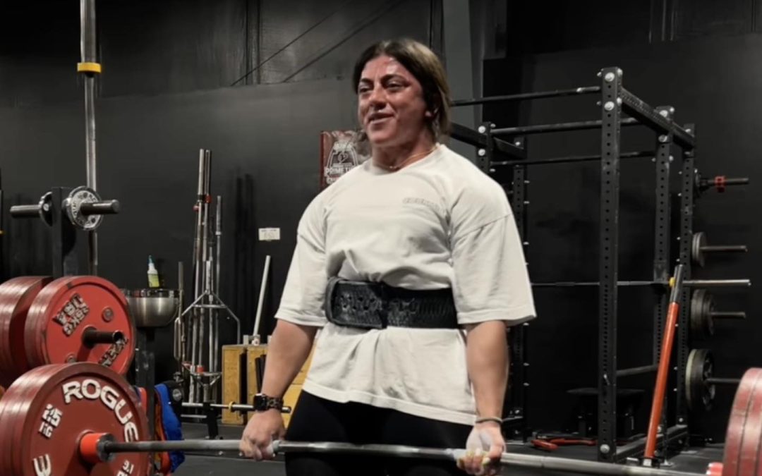 Hunter Henderson Records Her First Raw Conventional Deadlift Past the 226.8-Kilogram (500-Pound) Barrier – Breaking Muscle
