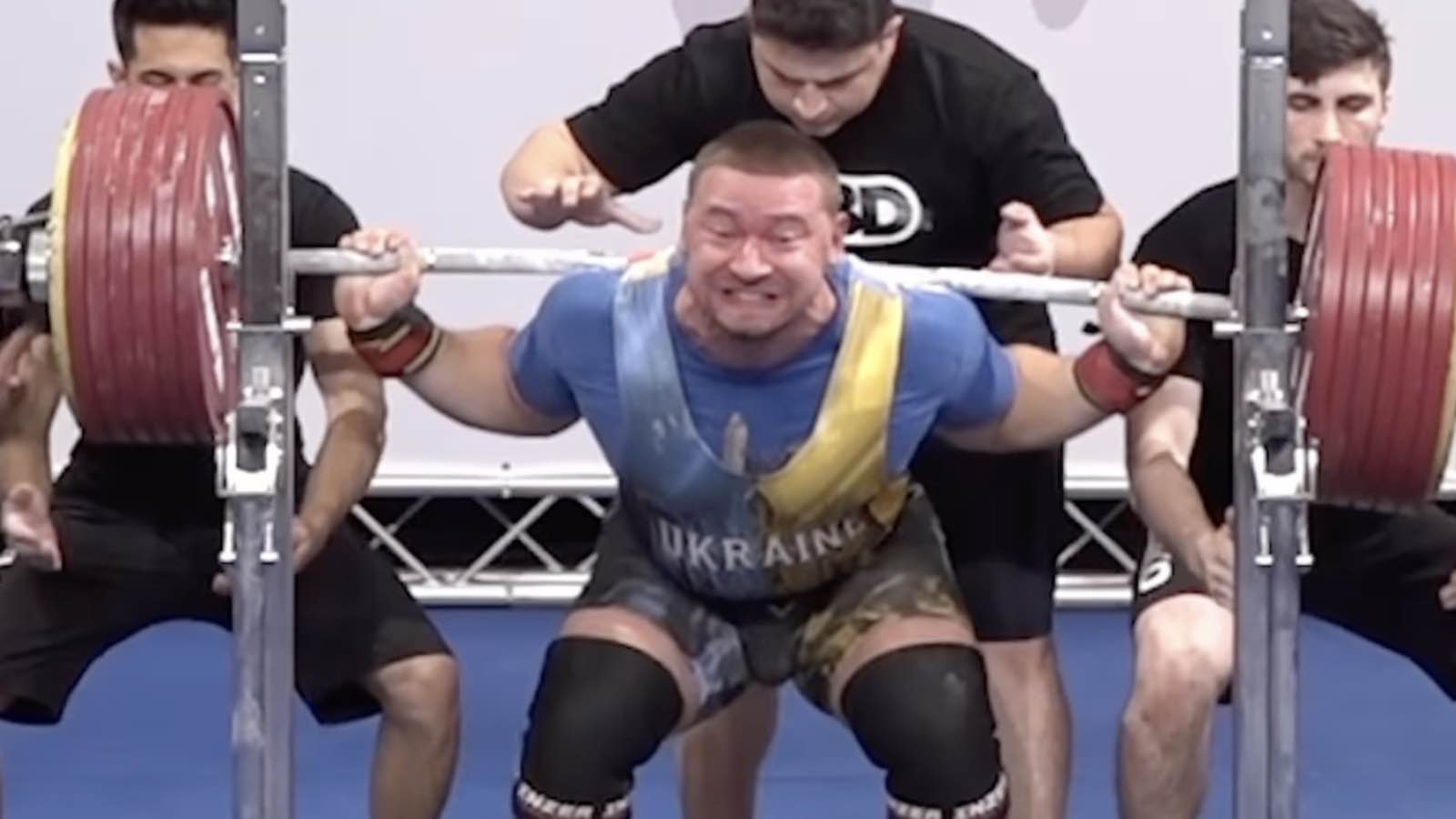 anatolii-novopismennyi-(105kg)-scores-world-record-squat-and-total-with-2023-ipf-worlds-victory-–-breaking-muscle