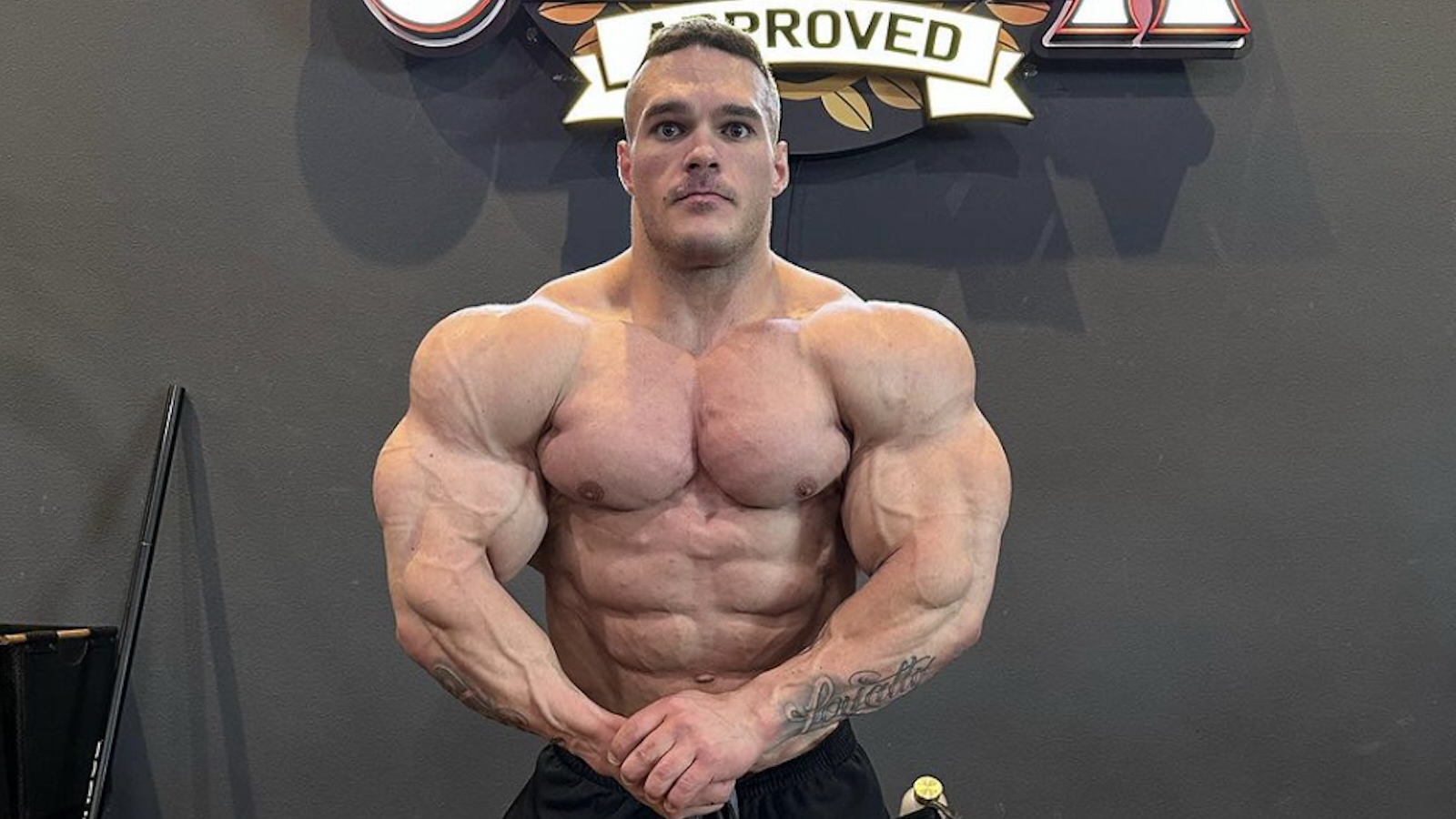 nick-walker-reveals-he-suffered-more-than-just-a-torn-hamstring-before-bowing-out-of-2023-mr.-olympia -–-breaking-muscle