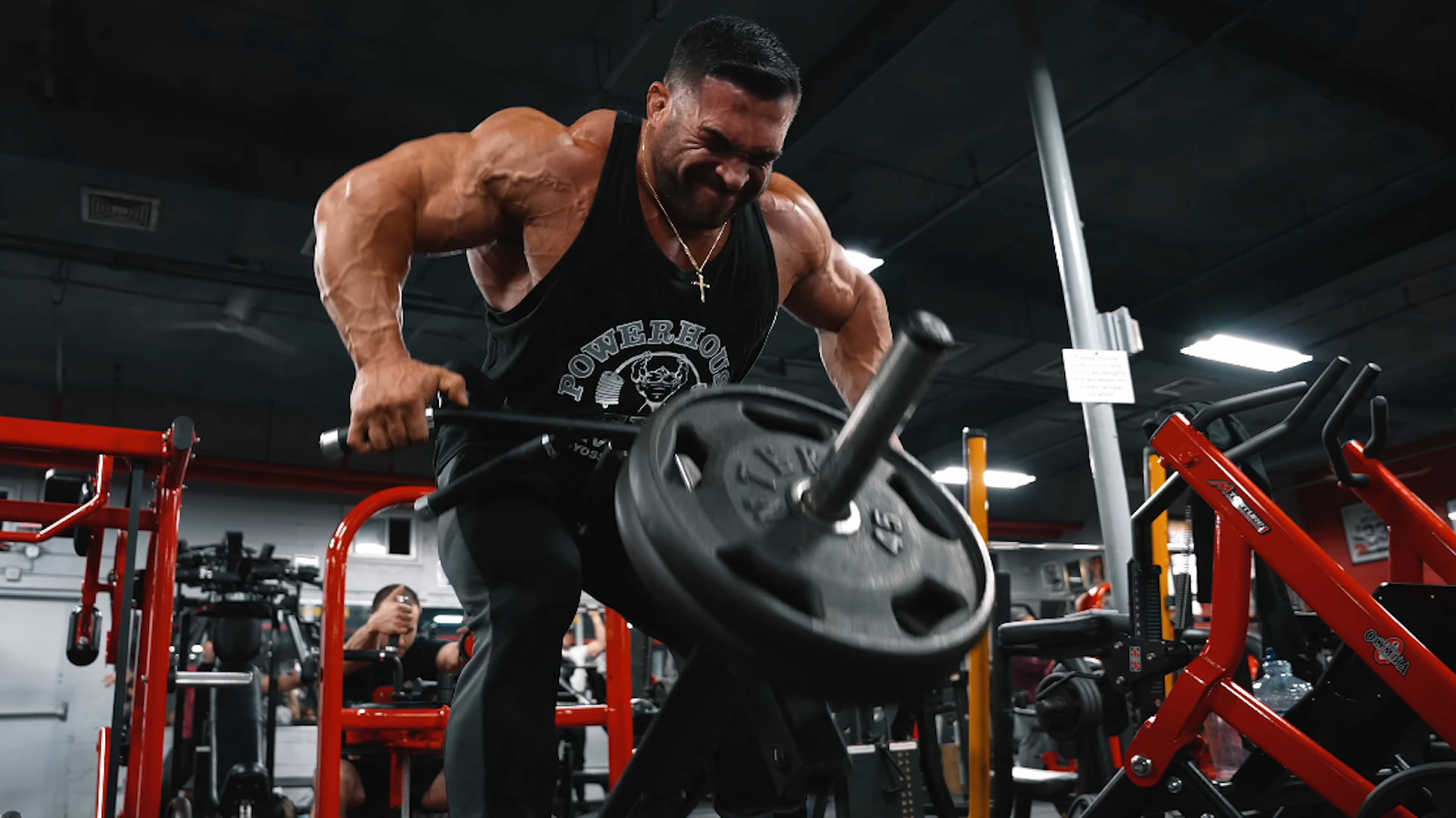new-mr.-olympia-derek-lunsford-trains-back-at-legendary-bev-francis-powerhouse-gym-–-breaking-muscle